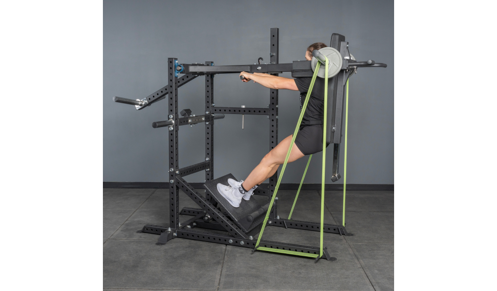Does Pendulum Squat Grow Glutes