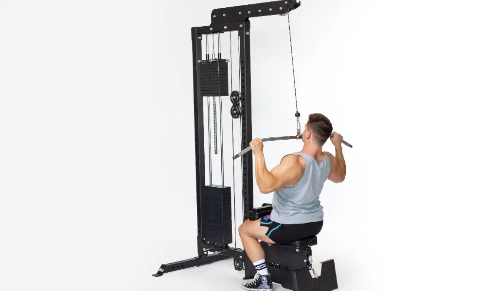 Lat pull in exercise sale