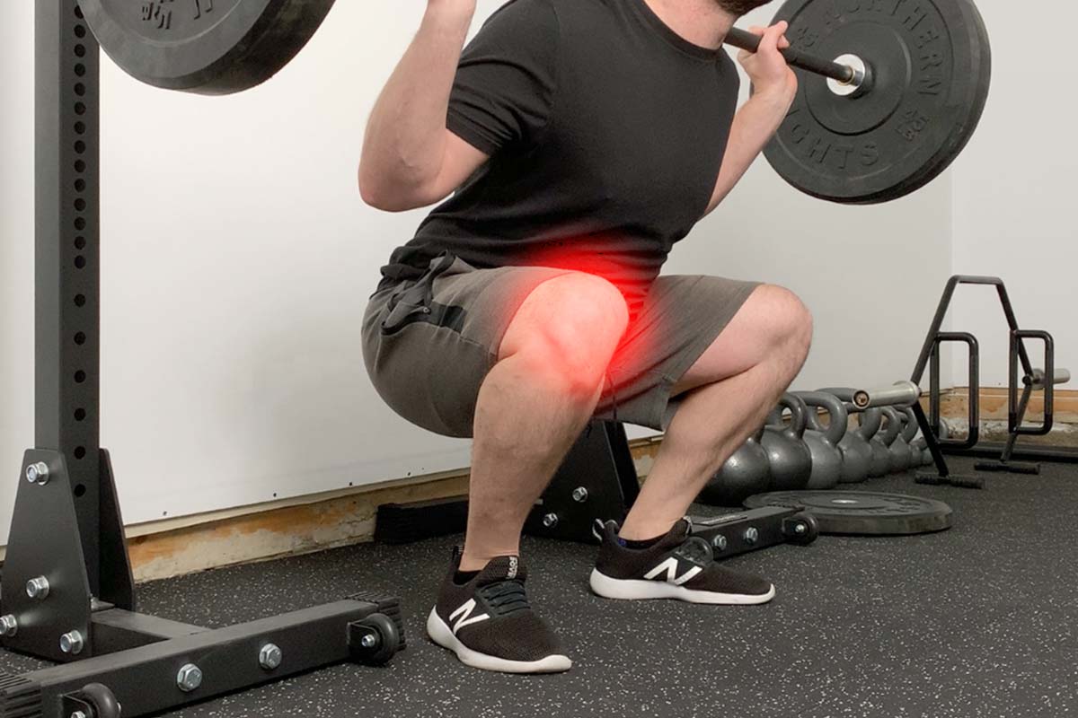 knee pain while squatting